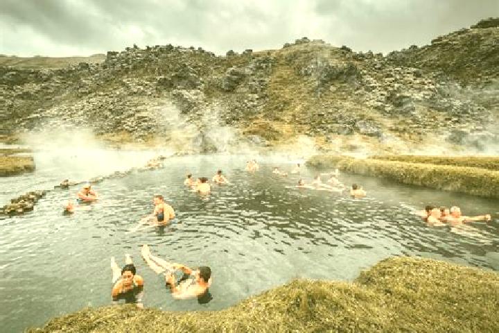 Escorts Hoefn, Iceland — Local Companions