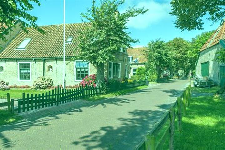 Escorts Hollum, Netherlands — Local Companions