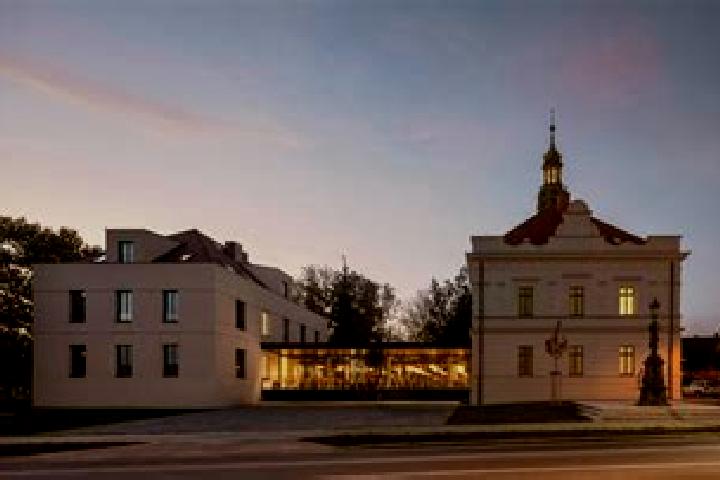 Escorts Holubice, Czech Republic — Local Companions