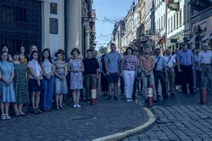 Escorts Horodnia, Ukraine — Local Companions