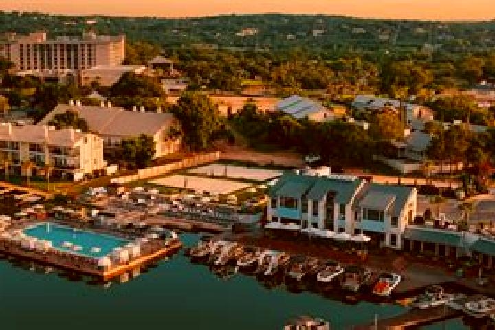 Escorts Horseshoe Bay, United States — Local Companions