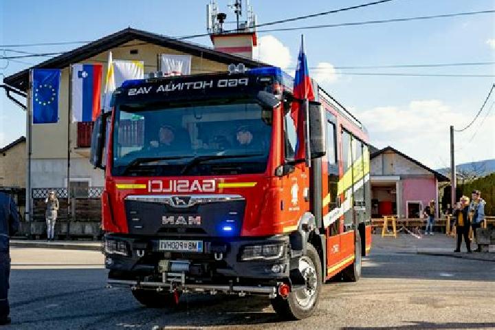 Escorts Hotinja Vas, Slovenia — Local Companions