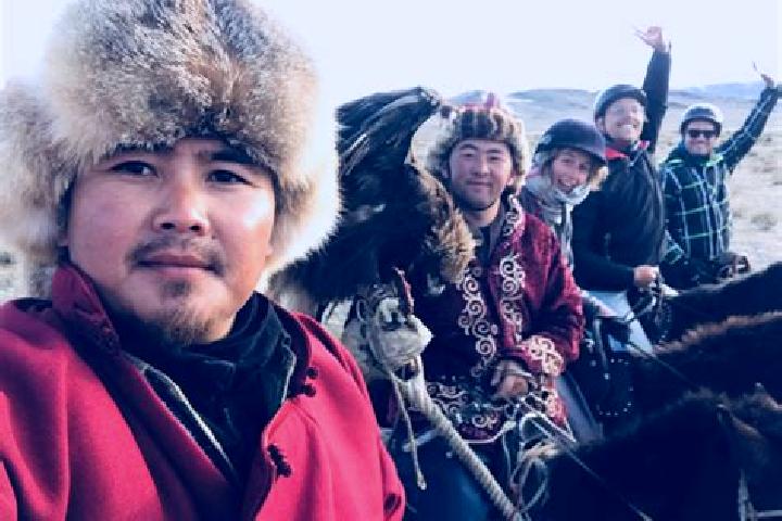Escorts Hotont, Mongolia — Local Companions
