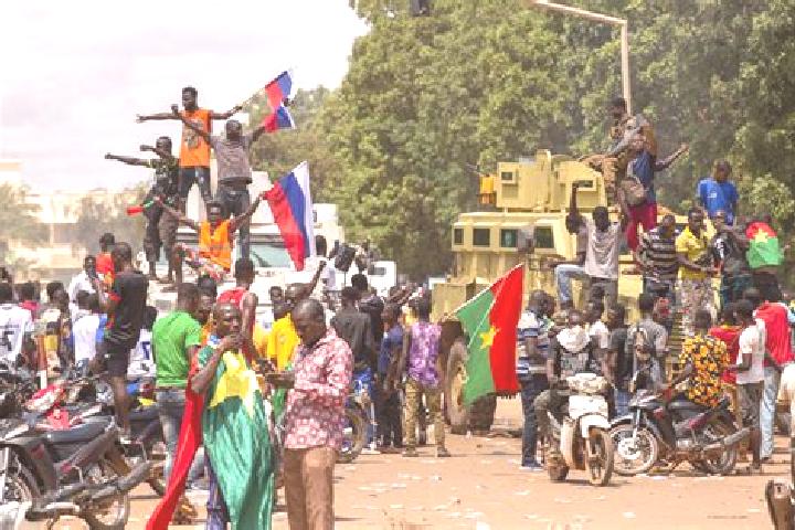 Escorts Hounde, Burkina Faso — Local Companions