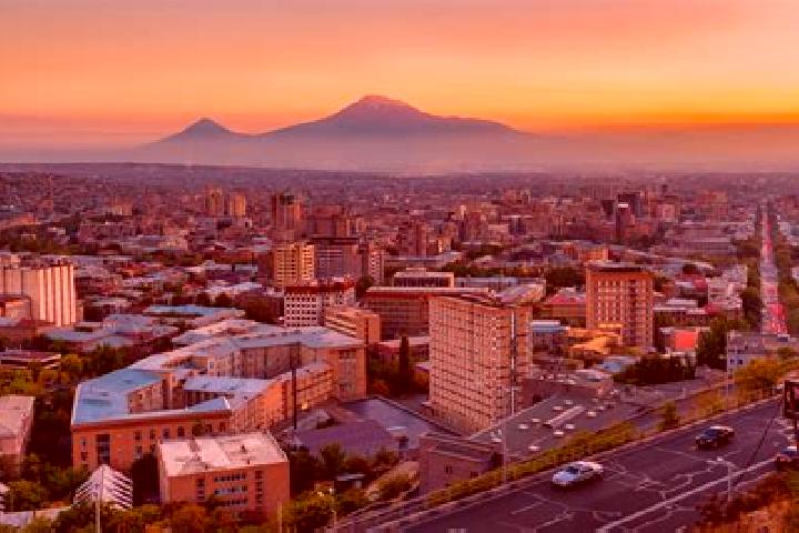 Escorts Hovtashen, Armenia — Local Companions