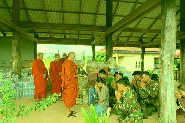 Escorts Hpa Yar Gyi Su, Myanmar — Local Companions