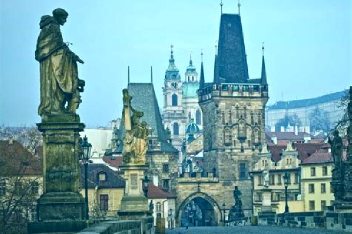 Escorts Hrobce, Czech Republic — Local Companions