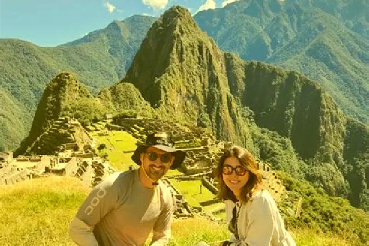 Escorts Huancani, Peru — Local Companions