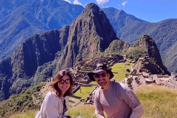 Escorts Huanchay, Peru — Local Companions