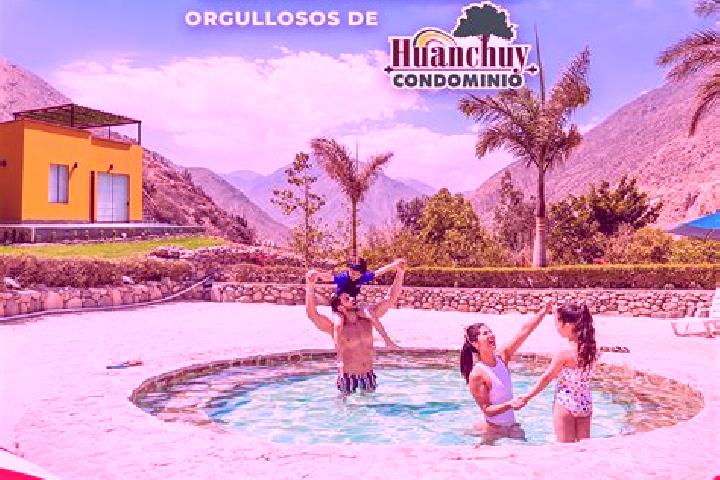 Escorts Huanchuy, Peru — Local Companions
