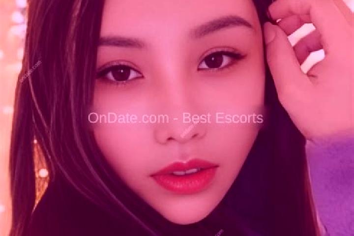 Escorts Hudiyuzi, China — Local Companions