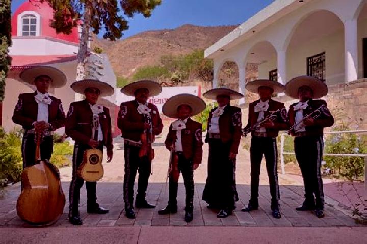 Escorts Huehueymico, Mexico — Local Companions
