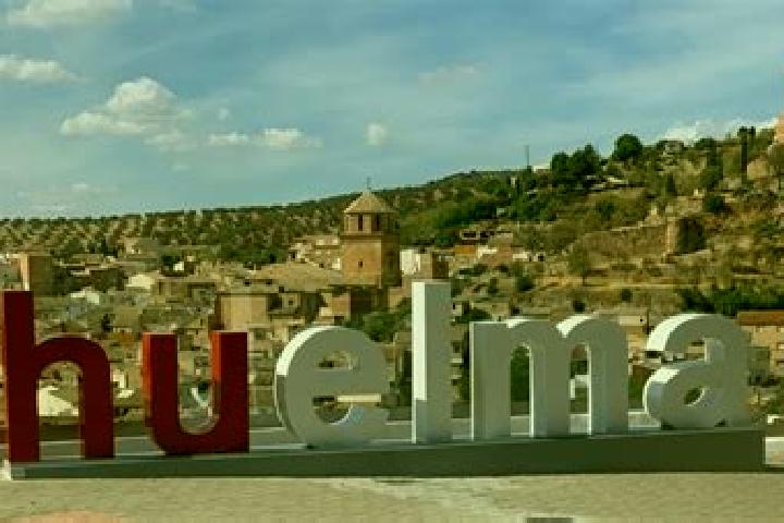 Escorts Huelma, Spain — Local Companions