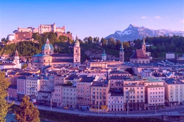 Escorts Huettendorf, Austria — Local Companions