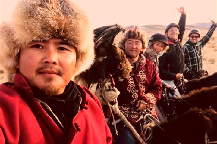 Escorts Huurch, Mongolia — Local Companions