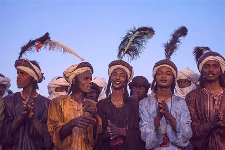 Escorts I-n-Gall, Niger — Local Companions