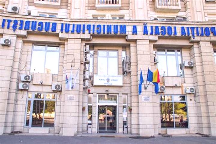 Escorts Iclandu Mare, Romania — Local Companions
