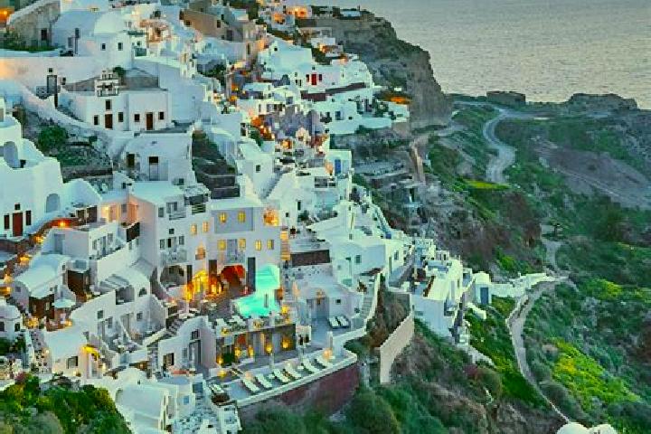 Escorts Ikaros, Greece — Local Companions