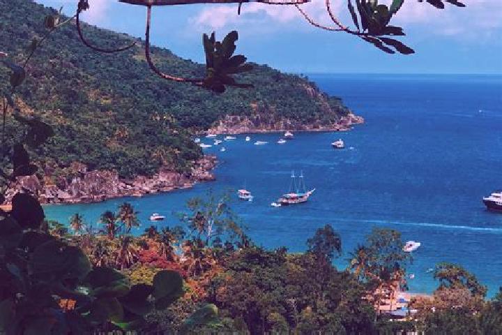 Escorts Ilhabela, Brazil — Local Companions