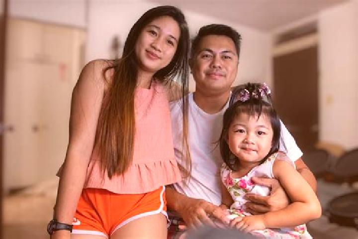 Escorts Imelda, Philippines — Local Companions