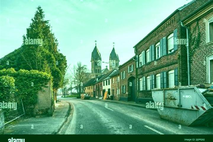Escorts Immerath, Germany — Local Companions