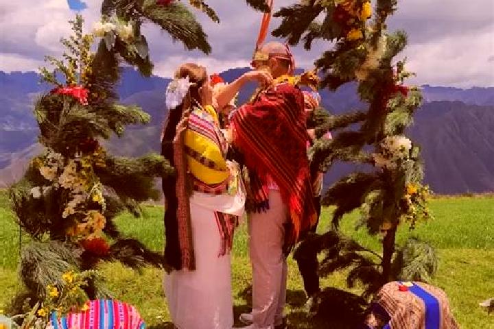 Escorts Ispacas, Peru — Local Companions