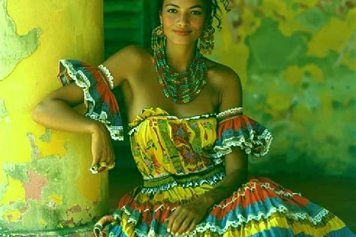 Escorts Itaguatins, Brazil — Local Companions