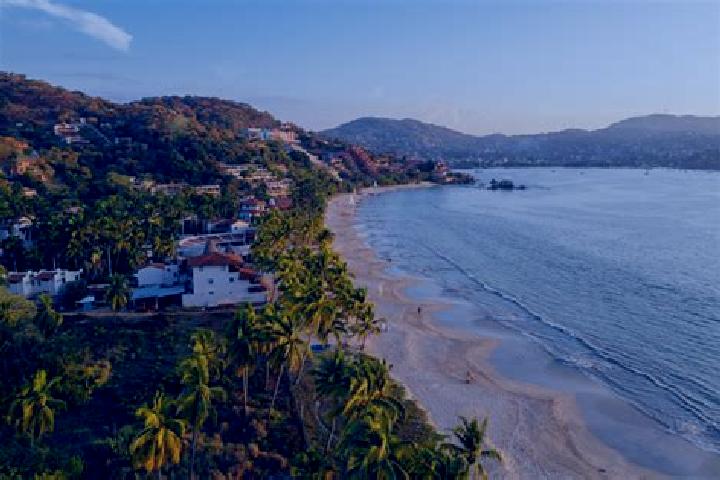 Escorts Ixtapa de la Concepcion, Mexico — Local Companions