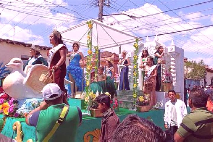Escorts Jaltenango de la Paz, Mexico — Local Companions