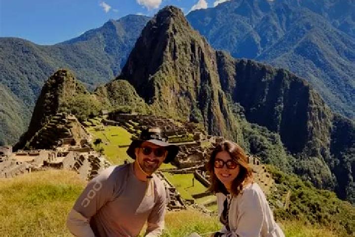 Escorts Jambur, Peru — Local Companions