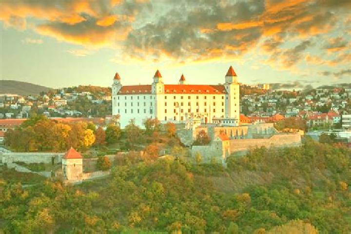 Escorts Jarovce, Slovakia — Local Companions