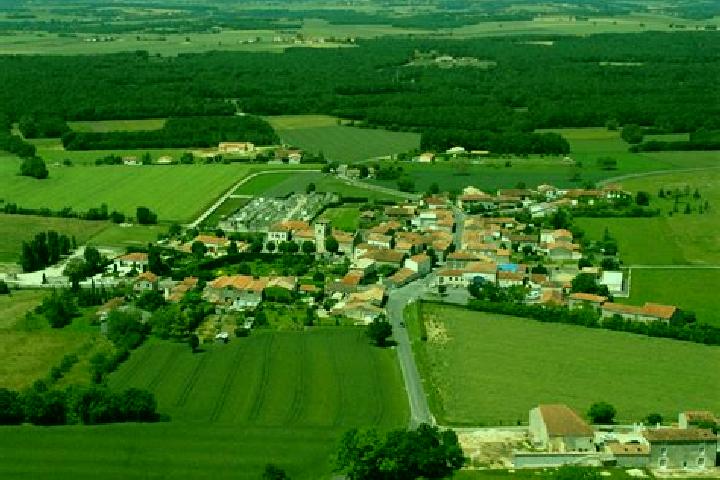 Escorts Jauldes, France — Local Companions