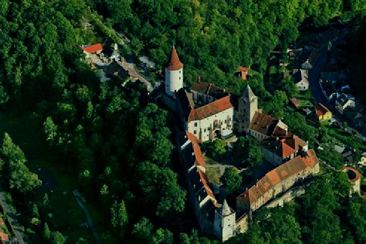 Escorts Jehnice, Czech Republic — Local Companions