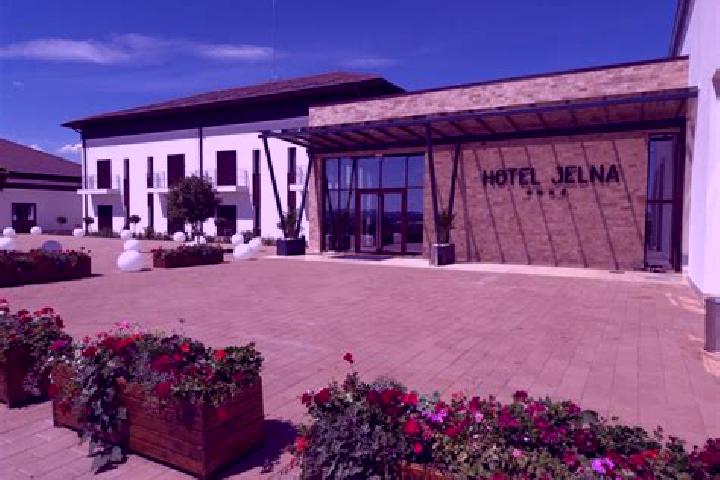 Escorts Jelna, Romania — Local Companions