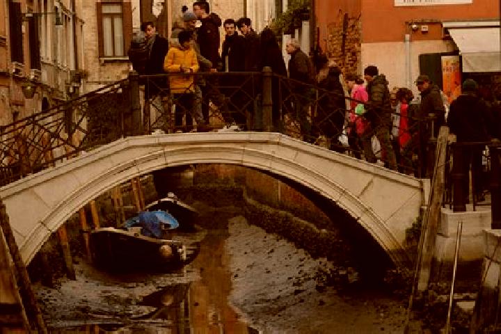 Escorts Jelsi, Italy — Local Companions