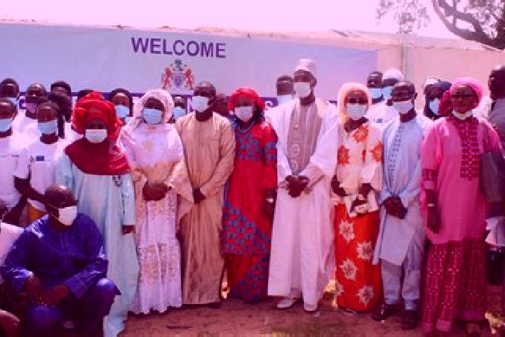 Escorts Jenoi, Gambia — Local Companions