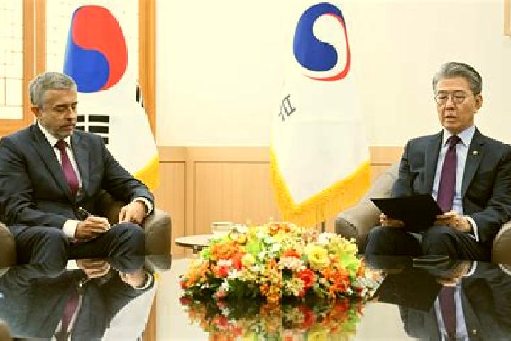 Escorts Jeongeup, South Korea — Local Companions