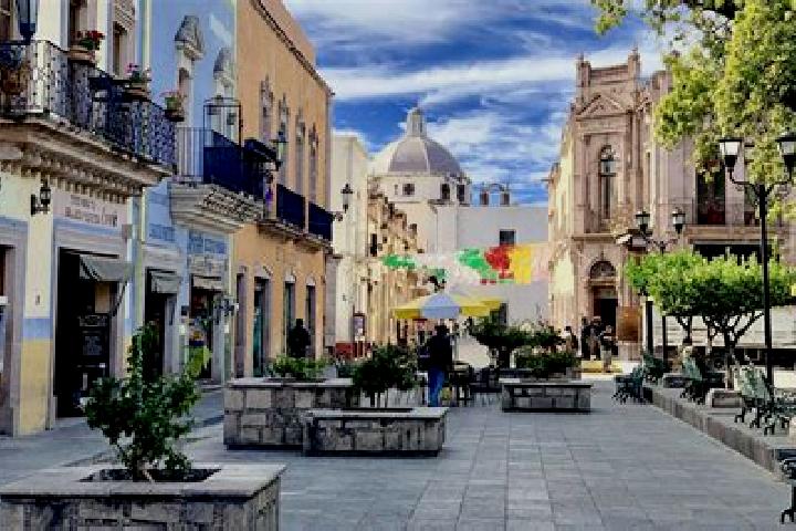Escorts Jerez de Garcia Salinas, Mexico — Local Companions