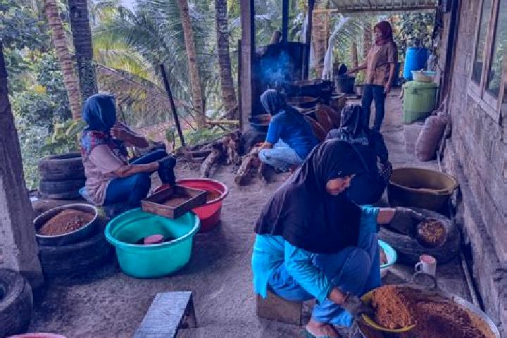 Escorts Jetak Kulon, Indonesia — Local Companions