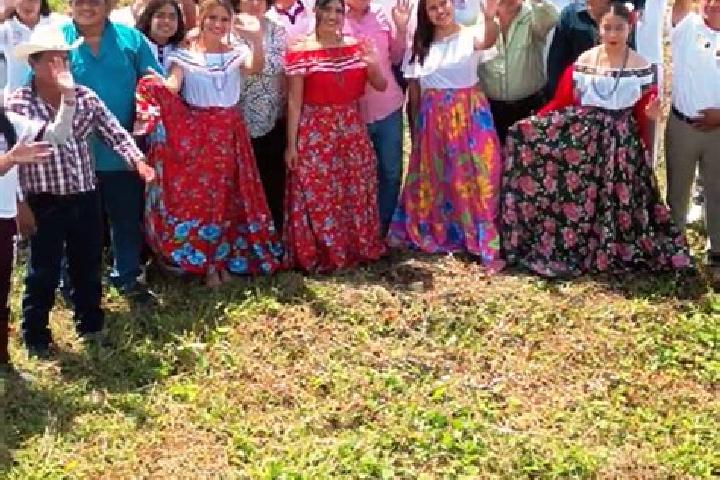 Escorts Jolochero, Mexico — Local Companions