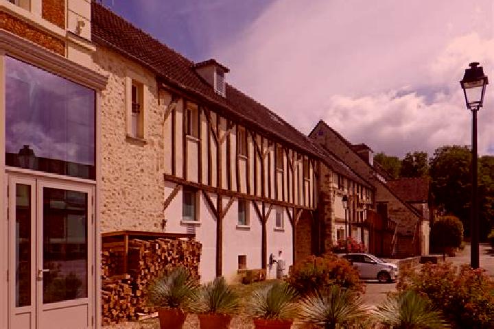 Escorts Jouars-Pontchartrain, France — Local Companions