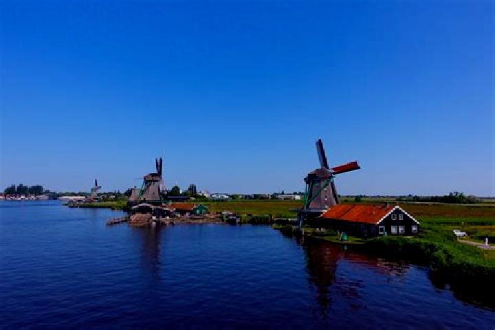 Escorts Joure, Netherlands — Local Companions