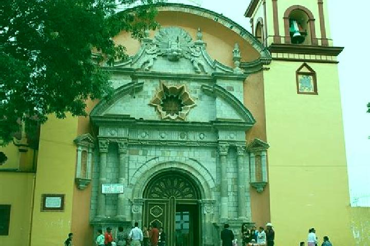 Escorts Juan Marcos (San Jose Buenavista), Mexico — Local Companions