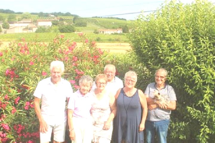 Escorts Juillac-le-Coq, France — Local Companions