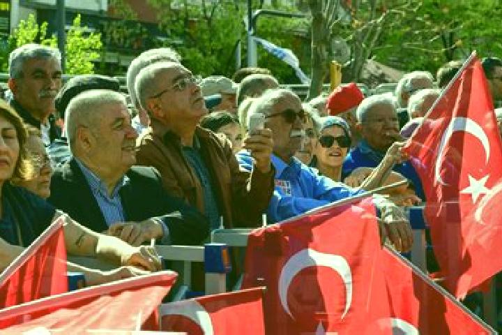 Escorts Kadirler, Turkey — Local Companions