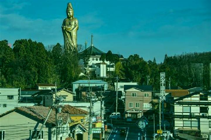 Escorts Kaga, Japan — Local Companions