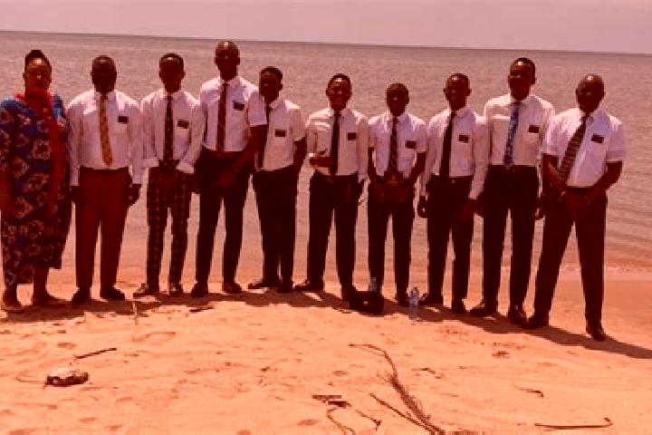 Escorts Kalemie, DR Congo — Local Companions
