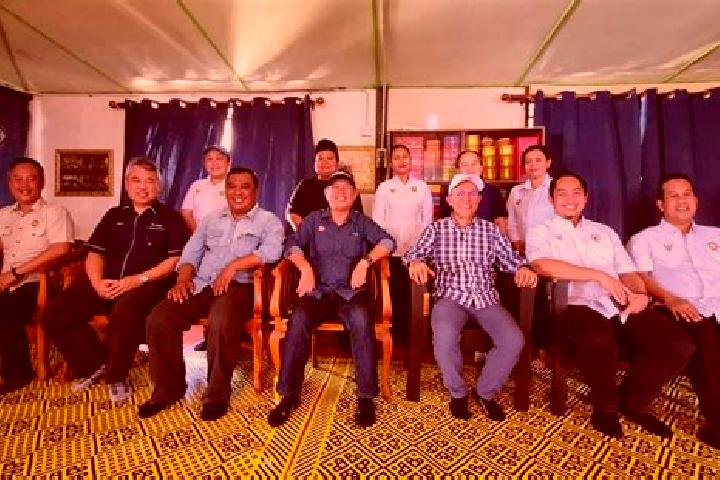 Escorts Kampung Jeli, Malaysia — Local Companions
