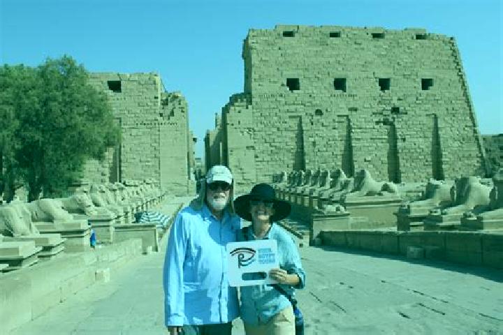 Escorts Kawm Hamadah, Egypt — Local Companions