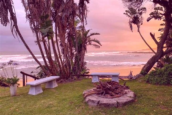 Escorts Kei Mouth, South Africa — Local Companions
